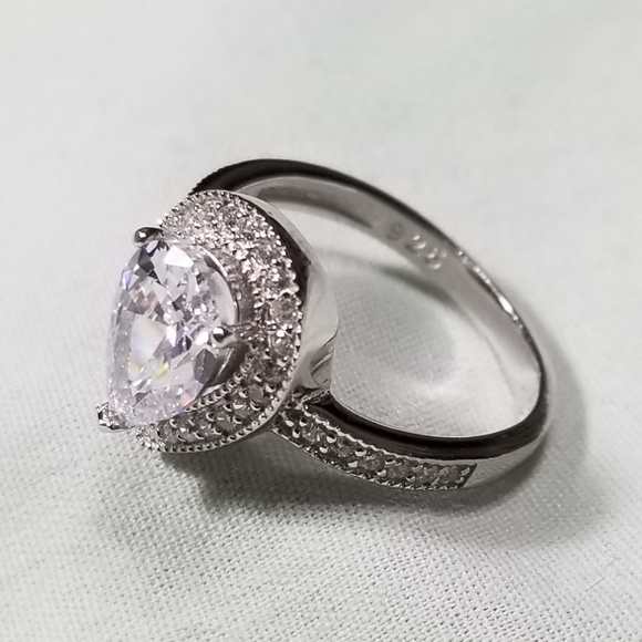 Sterling silver pear halo ring - Picture 4 of 5